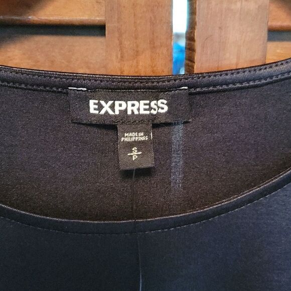 Express Black Puff Sleeve Blouse Top Small NWT - Picture 2 of 9